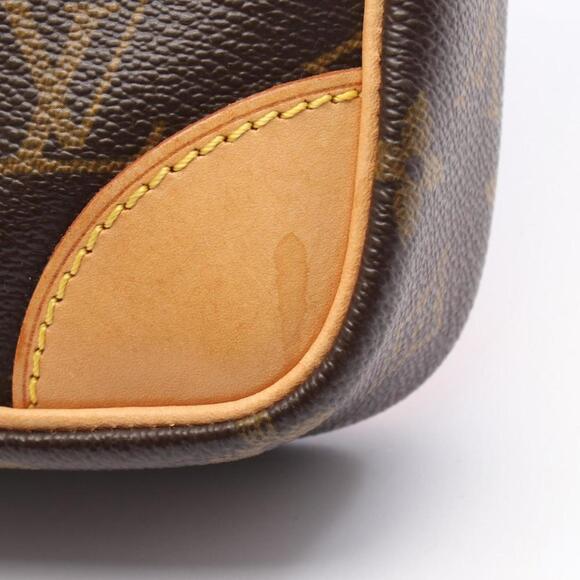 LOUIS VUITTON Brown Monogram Leather Shoulder Bag - Picture 6 of 8